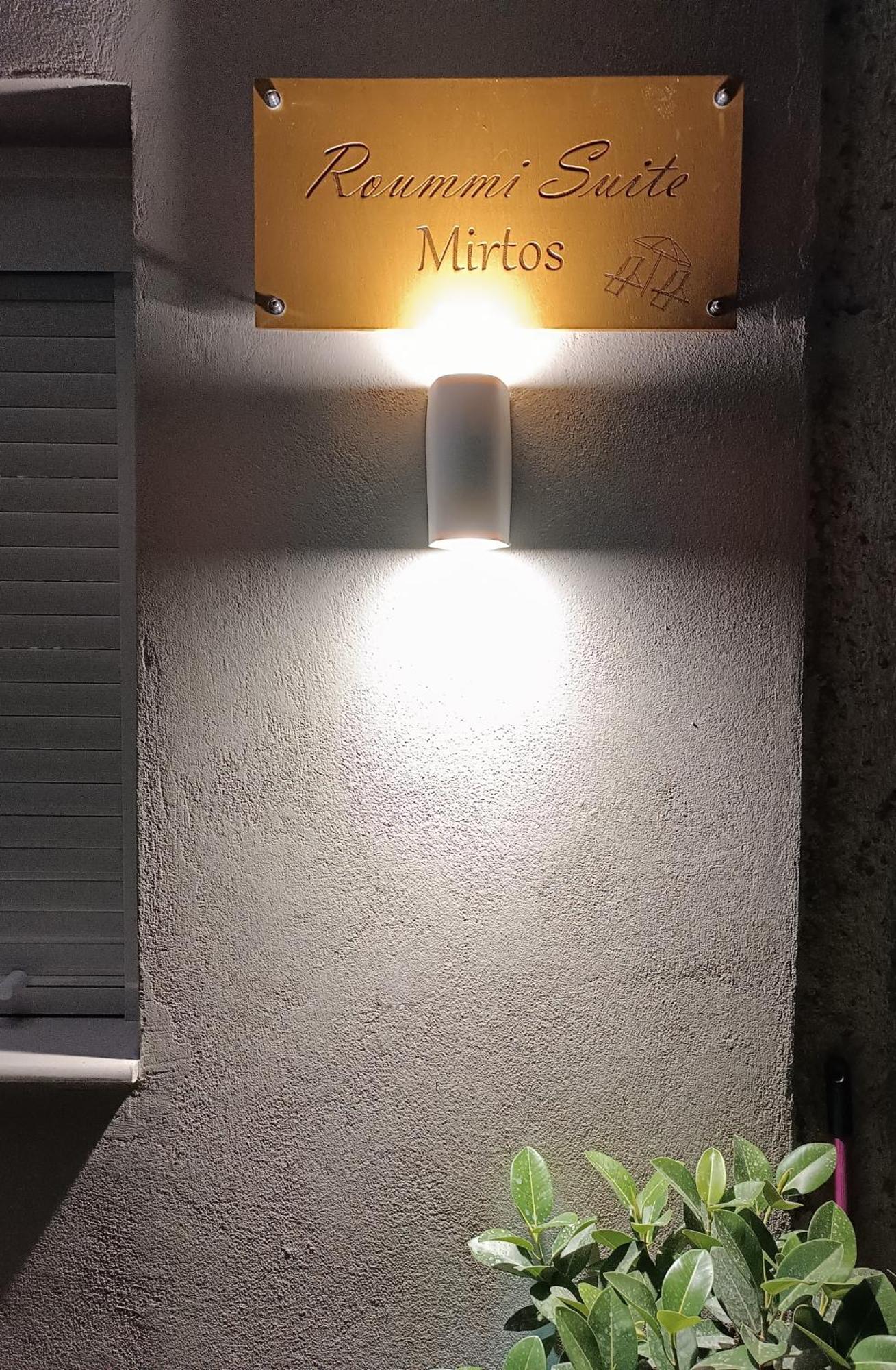 Roummi Suite Mirtos Exteriör bild