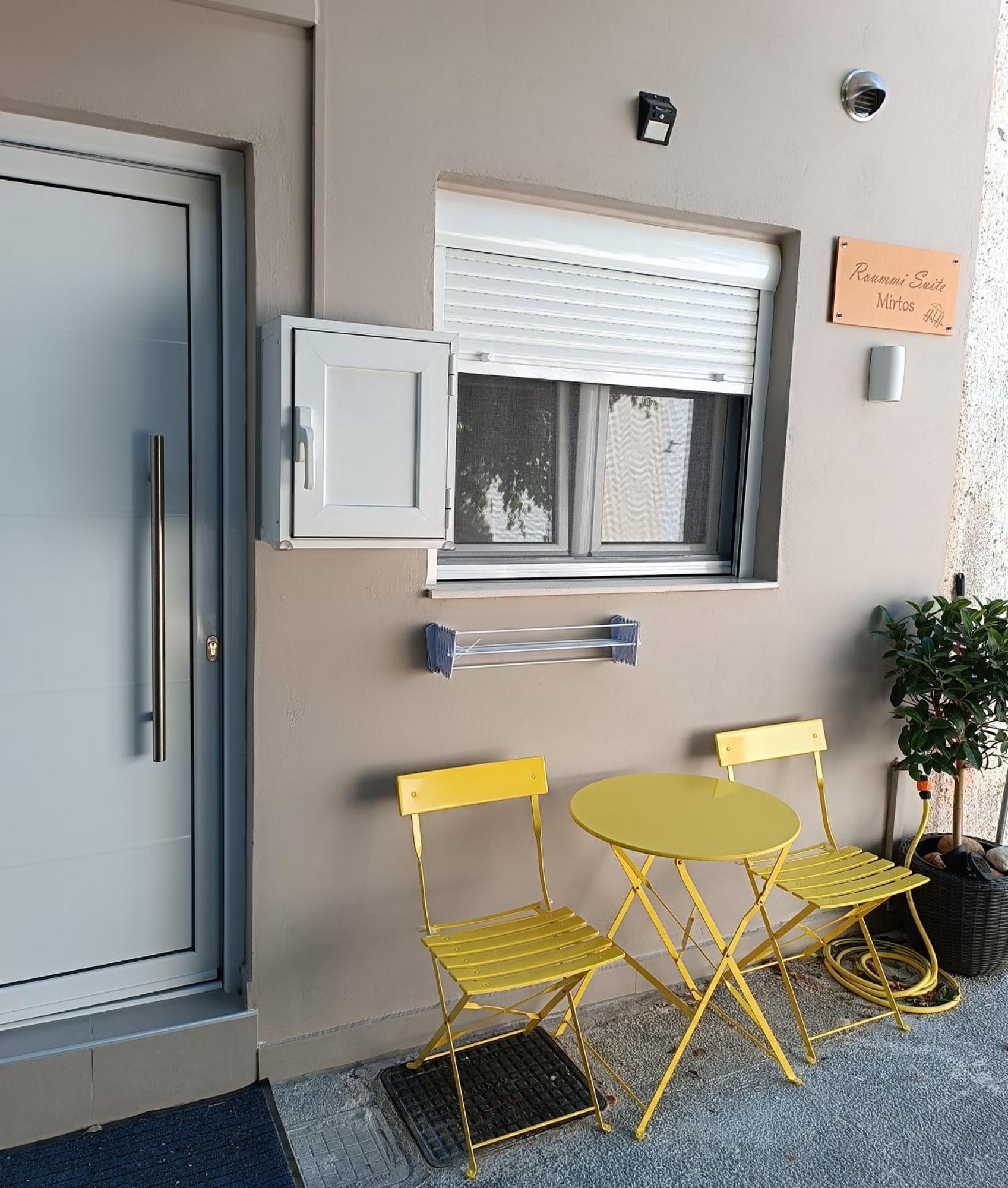 Roummi Suite Mirtos Exteriör bild